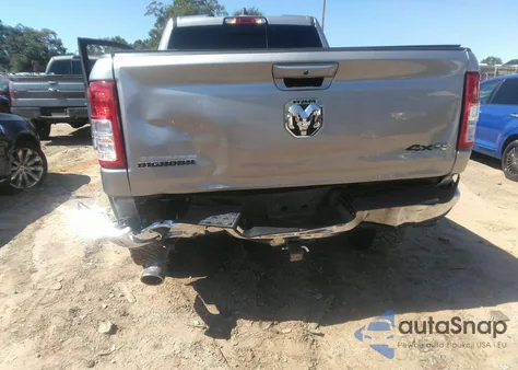 2022 Ram 1500 Big Horn 4X4 6'4 Box из США, поврежденный, VIN 1C6SRFBT6NN146445